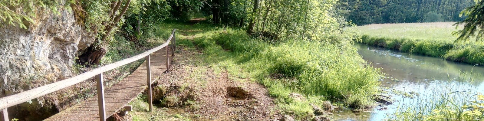 Wanderweg an der Wienent bei Plankenfels in der Nähe von Hollfeld